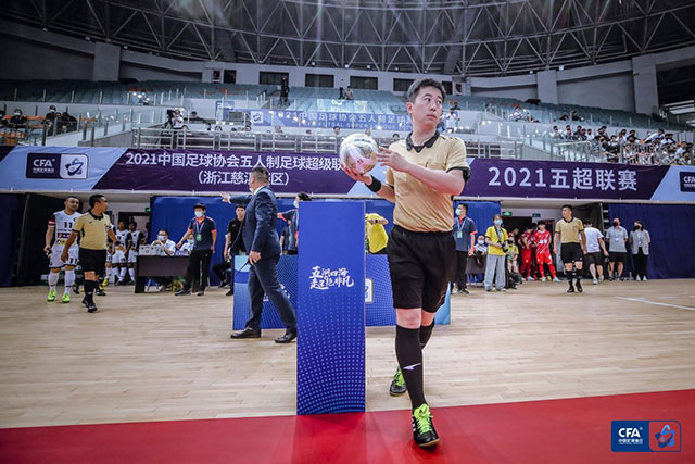 字母哥41+9+8雄鹿力克公牛 骑士大胜鹈鹕