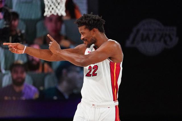 英超-B费点射凯塞多远射破门 曼联1-1切尔西